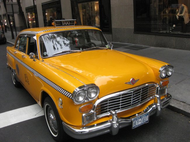 Checker Marathon — знаменитое Нью-Йоркское такси