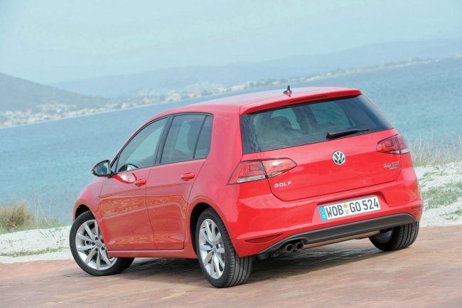 Подборка официальных фотографий VW Golf нового поколения