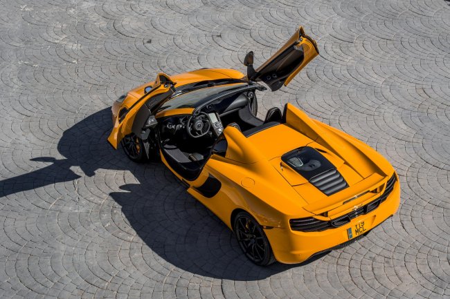   McLaren 12C Spider