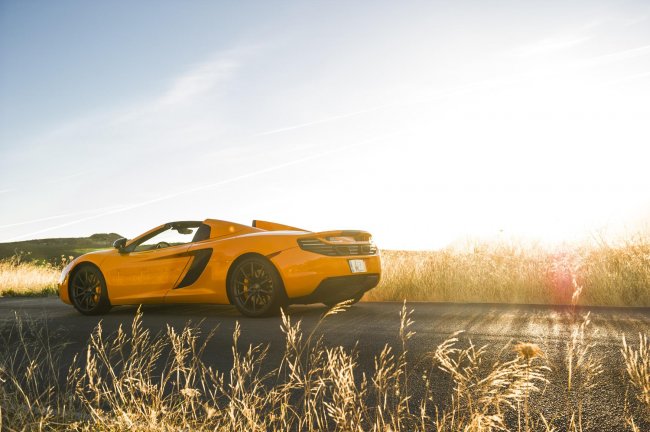   McLaren 12C Spider