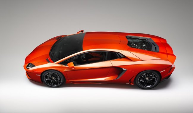 Lamborghini отказалась от выпуска 4-местного Aventador