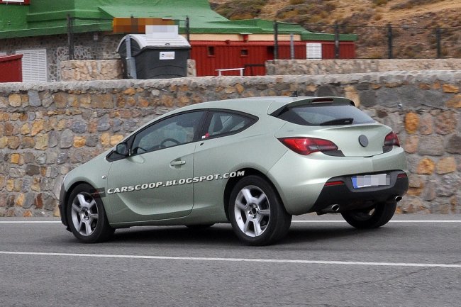 Opel Astra GTC    