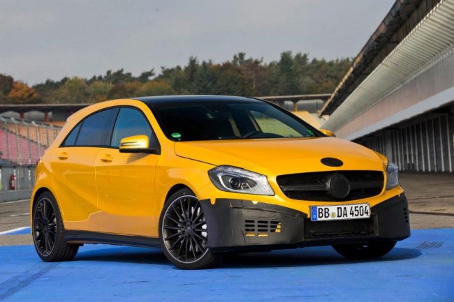   Mercedes-Benz A 45 AMG