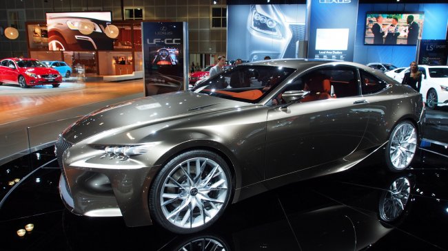 Lexus запустит в производство концепт LF-CC