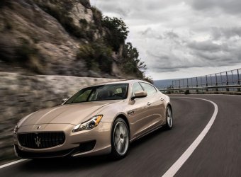  Maserati Quattroporte    