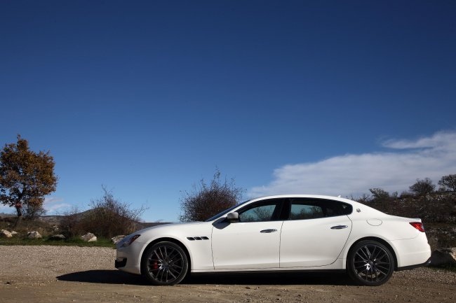  Maserati Quattroporte    