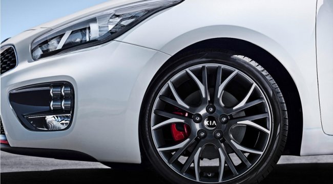    Kia Proceed GT