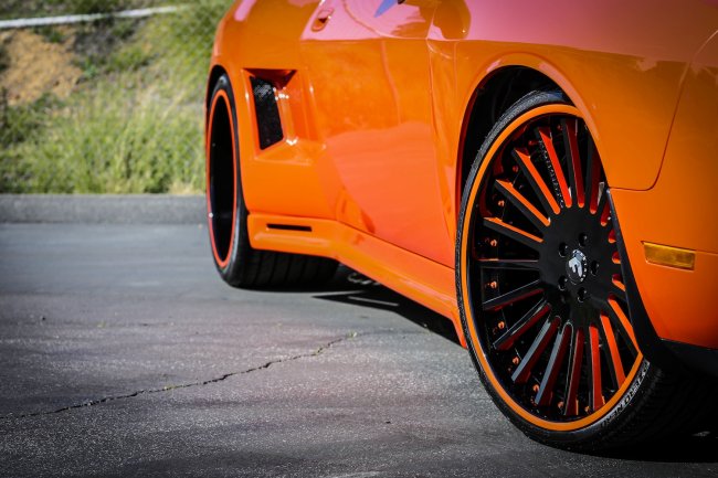 Dodge Challenger  Forgiato Wheels   