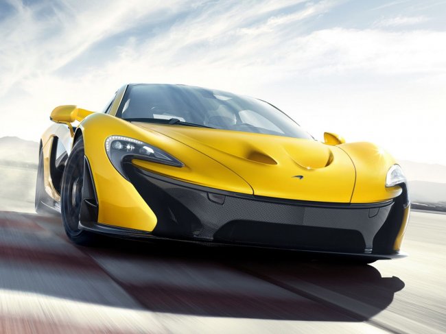  McLaren P1  