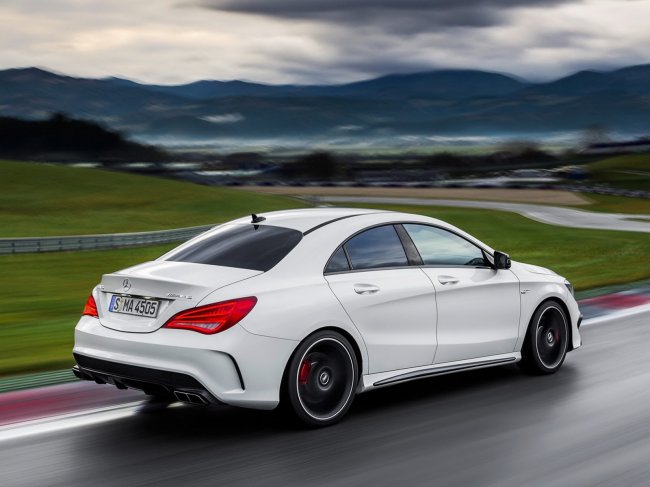     Mercedes-Benz CLA 45 AMG