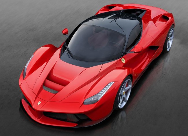 Maserati      Ferrari LaFerrari