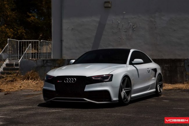 Audi RS5    OSS Designs  Vossen Wheels