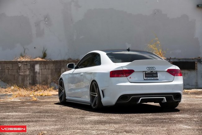 Audi RS5    OSS Designs  Vossen Wheels