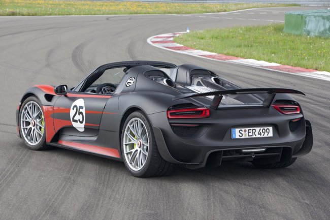      Porsche 918 Spyder