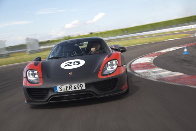      Porsche 918 Spyder