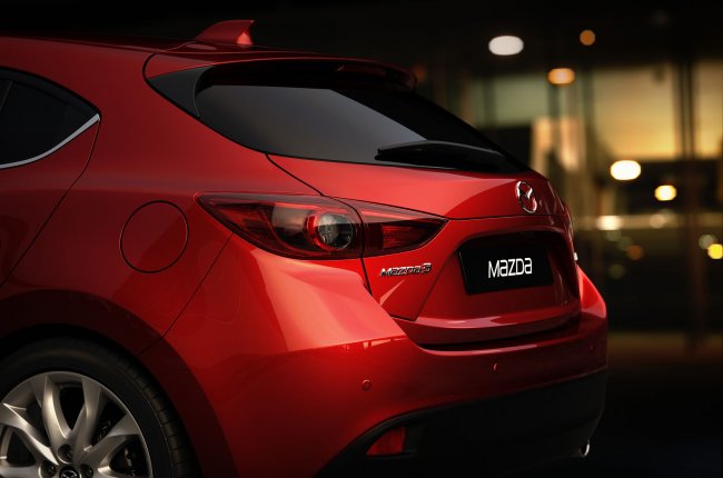Mazda представила новое поколение «трёшки»