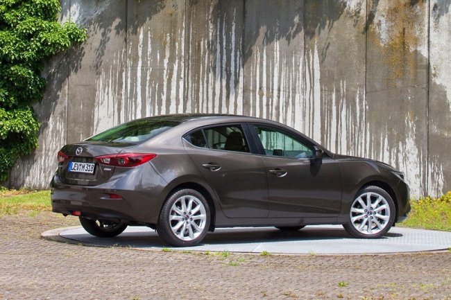   Mazda3  