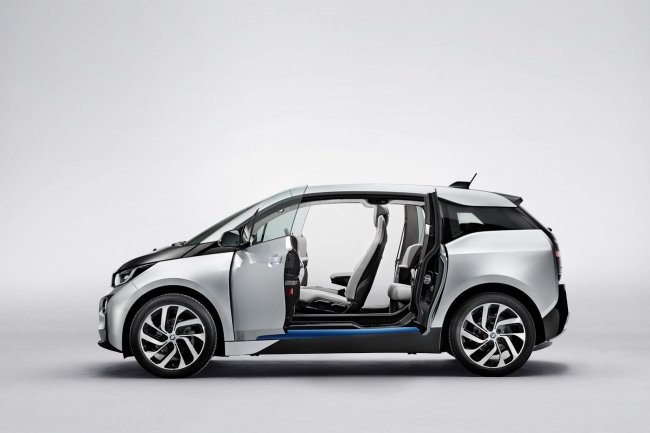 BMW i3     