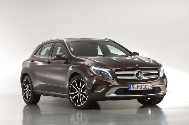 Mercedes-Benz GLA — компактный внедорожник для скромного бездорожья