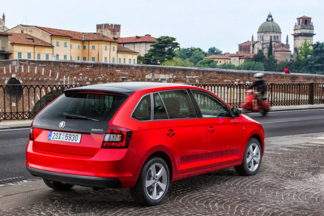   5-  Skoda Rapid Spaceback