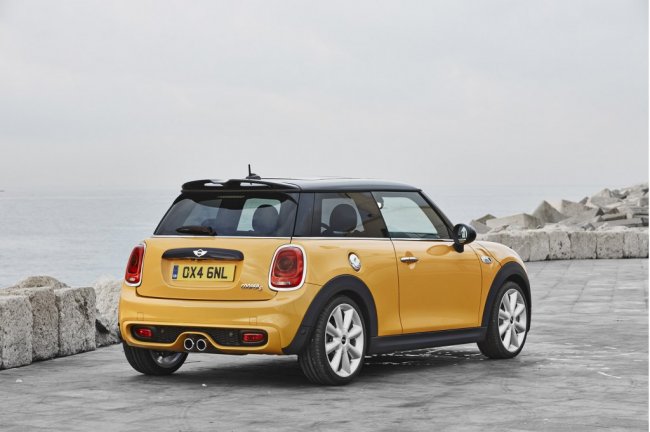  MINI Cooper  