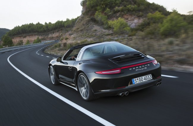 Новый Porsche 911 Targa — официальные фотографии