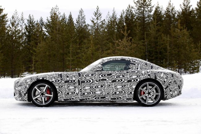 Прототип Mercedes-Benz AMG GT поиграл мускулами на тестах