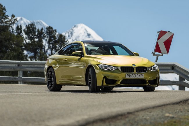   BMW M3   BMW M4  