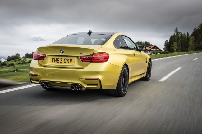   BMW M3   BMW M4  