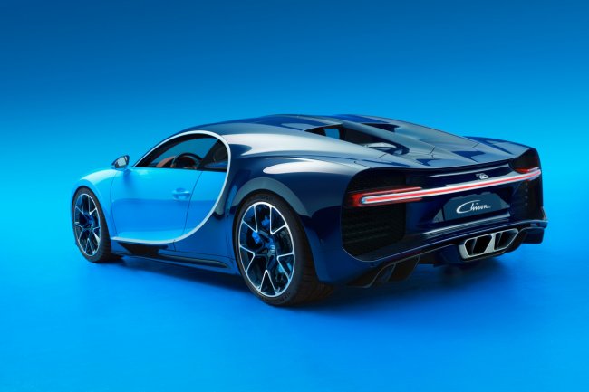 Bugatti Chiron — самый мощный серийный автомобиль