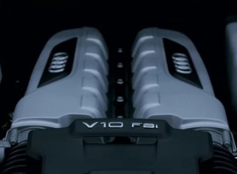 Audi R8 � ������� �������