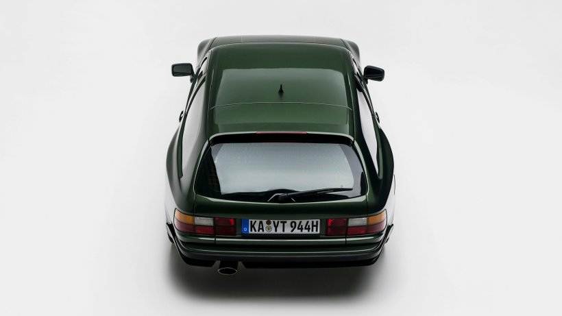 Porsche 944 ���������� � ������-�����: ������ GT-K44 �� 113 ����� ��������