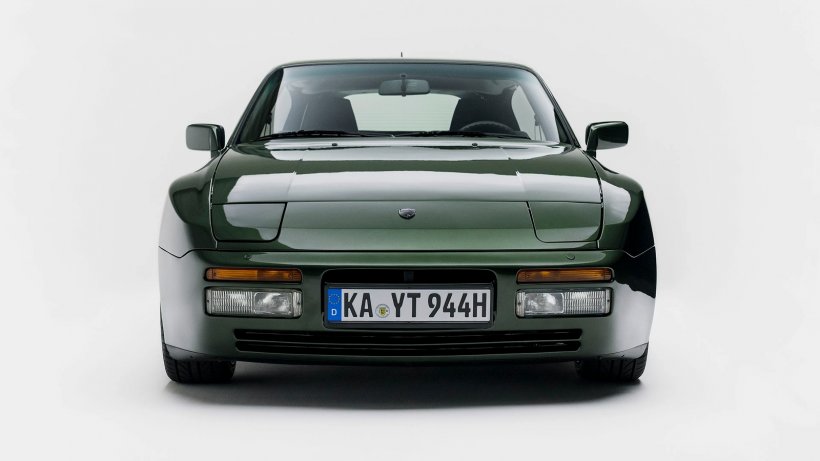 Porsche 944 ���������� � ������-�����: ������ GT-K44 �� 113 ����� ��������