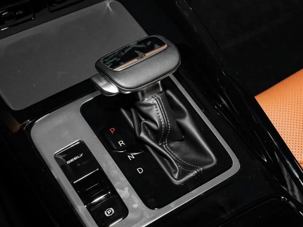 ��� Geely Coolray ����� ��������� ����������